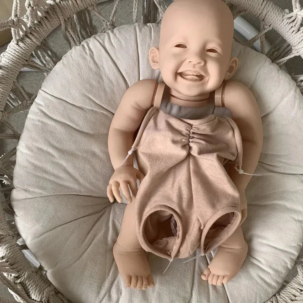 Kit per bambola reborn Mila Occhi aperti Smile da 23 pollici non verniciata