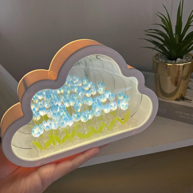 Luce notturna a specchio con 20 tulipani nuvola mare di fiori