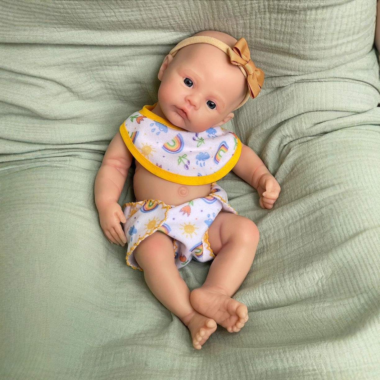 Neonata rinata in silicone morbido da 30 cm con occhi aperti - Meadow