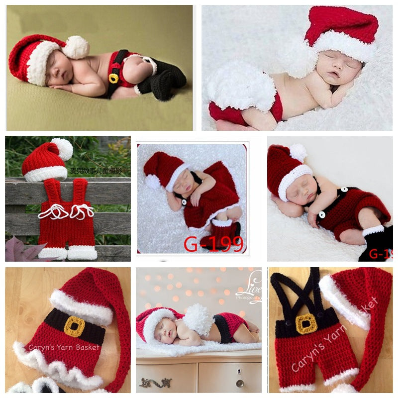 Knitted Christmas outfit for 20-24 inch dolls