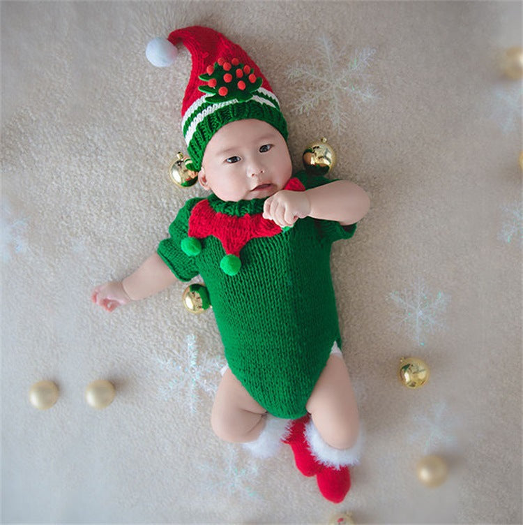 Knitted Christmas outfit for 20-24 inch dolls