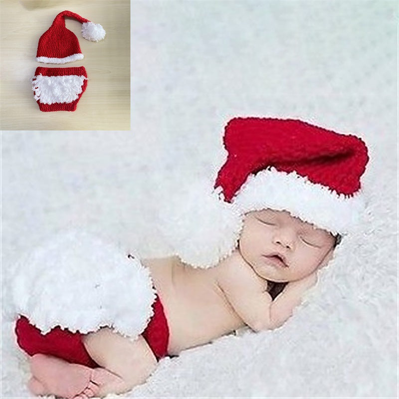 Knitted Christmas outfit for 20-24 inch dolls