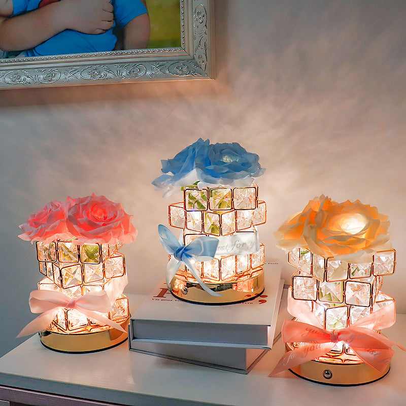 Luce notturna LED dimmerabile a tre colori con cubo di Rubik in cristallo rosa creativo
