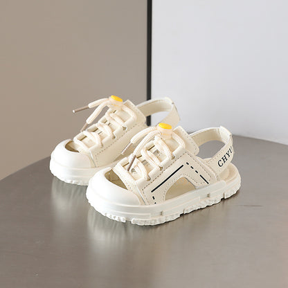 Children's beach sandals with closed toe and soft anti-kick bottom