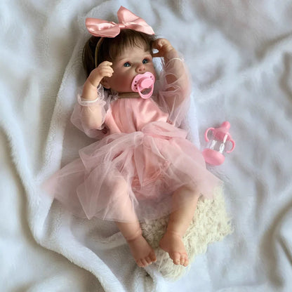 Quinn 18 pollici occhi aperti Bettie capelli corti bambina reborn in abito rosa