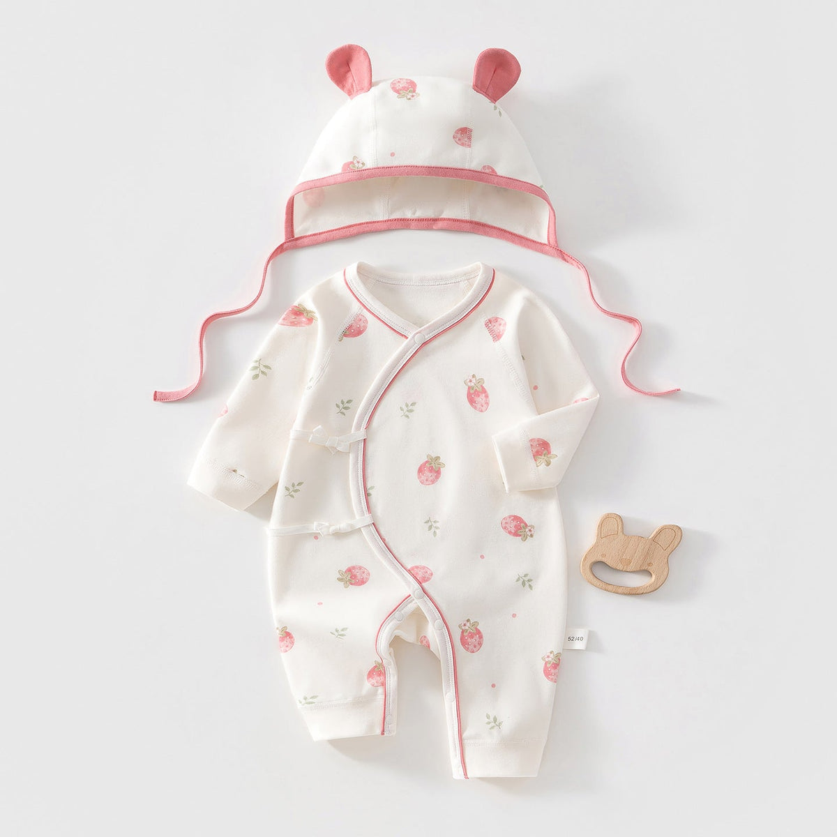 Completo due pezzi composto da body e cappellino in cotone stampato per bambole reborn da 45 a 55 cm
