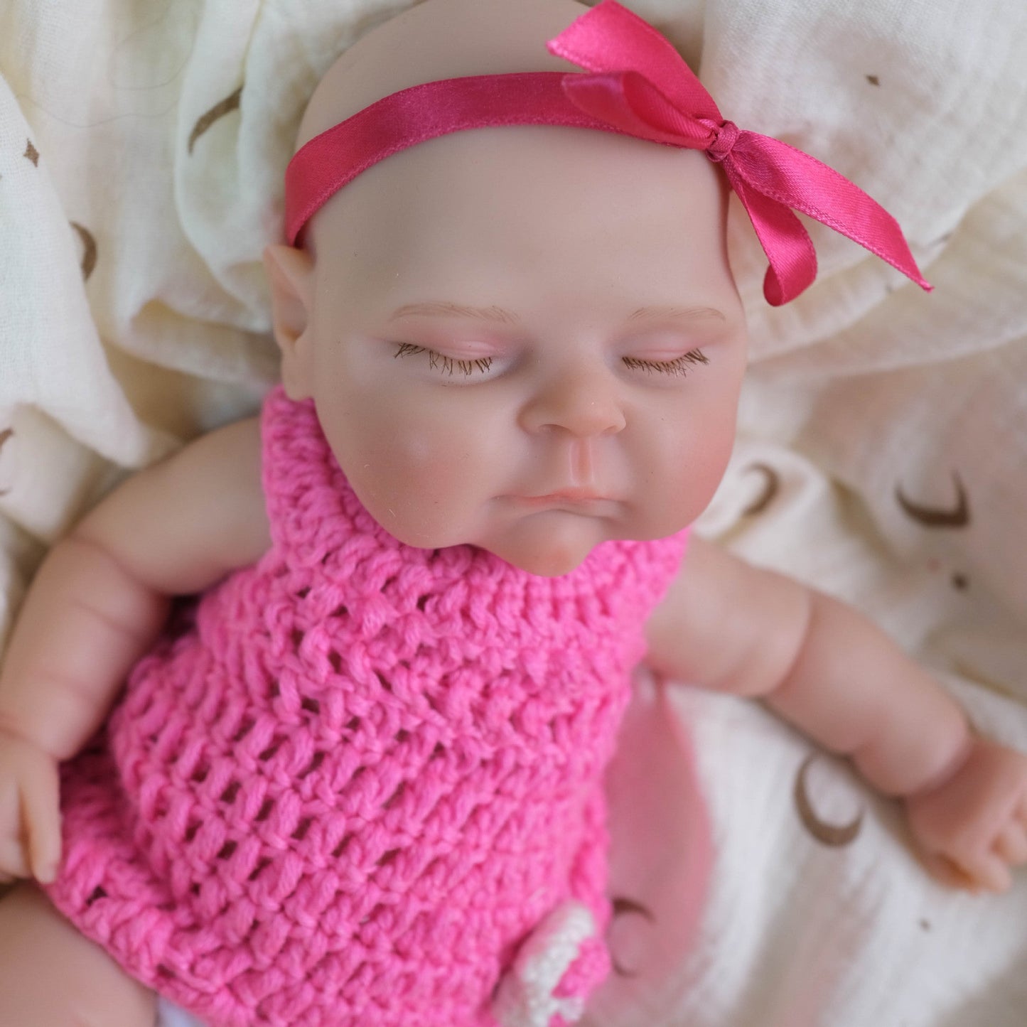 30cm Soft Full Silicone Close Eyes Peaches Reborn Baby Girl