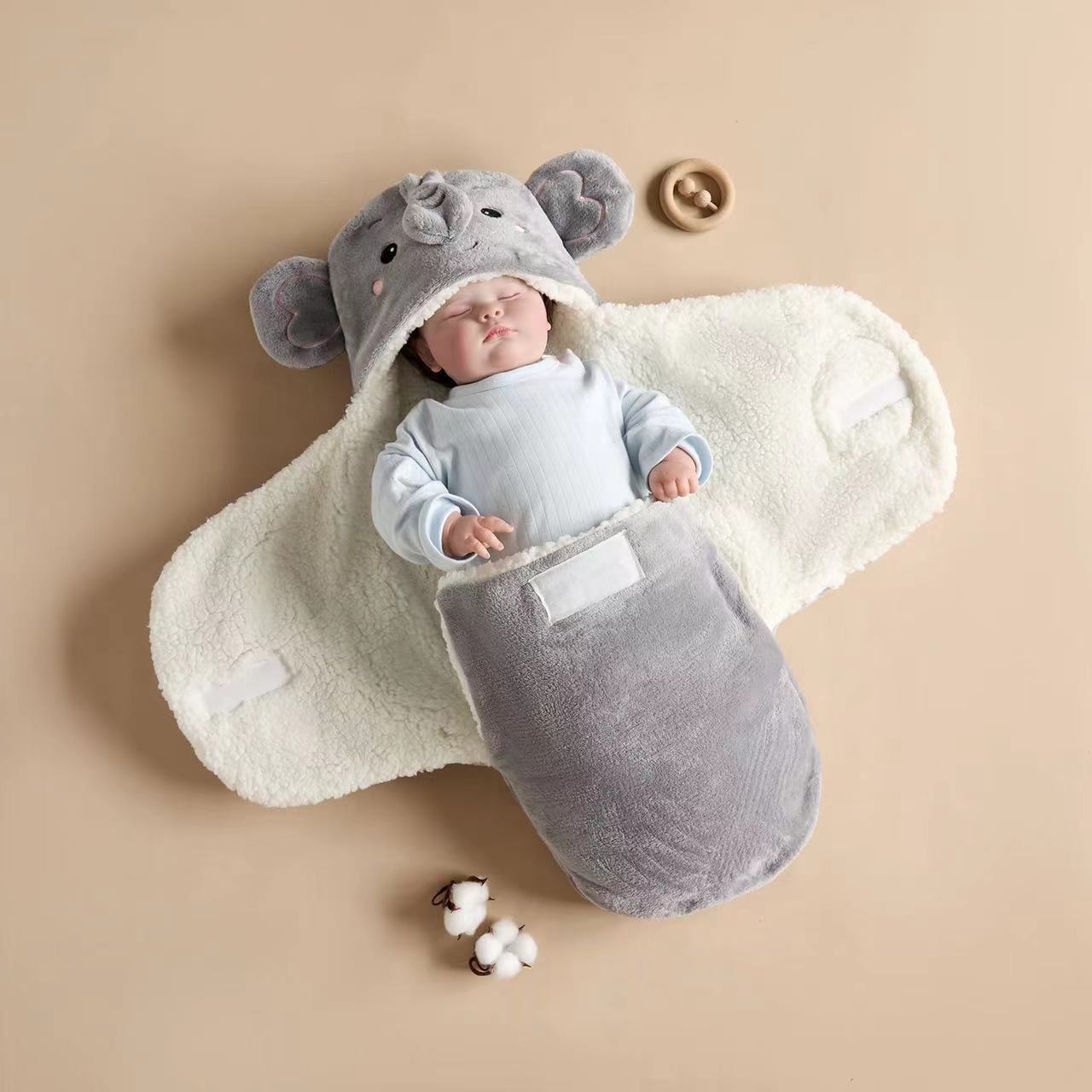 Sacco a pelo in peluche con simpatici cartoni animati per bambole da 20-24 pollici