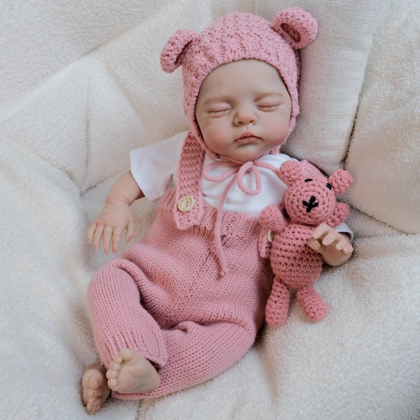 Bambola reborn Irys da 18 pollici corpo morbido e realistico occhi chiusi
