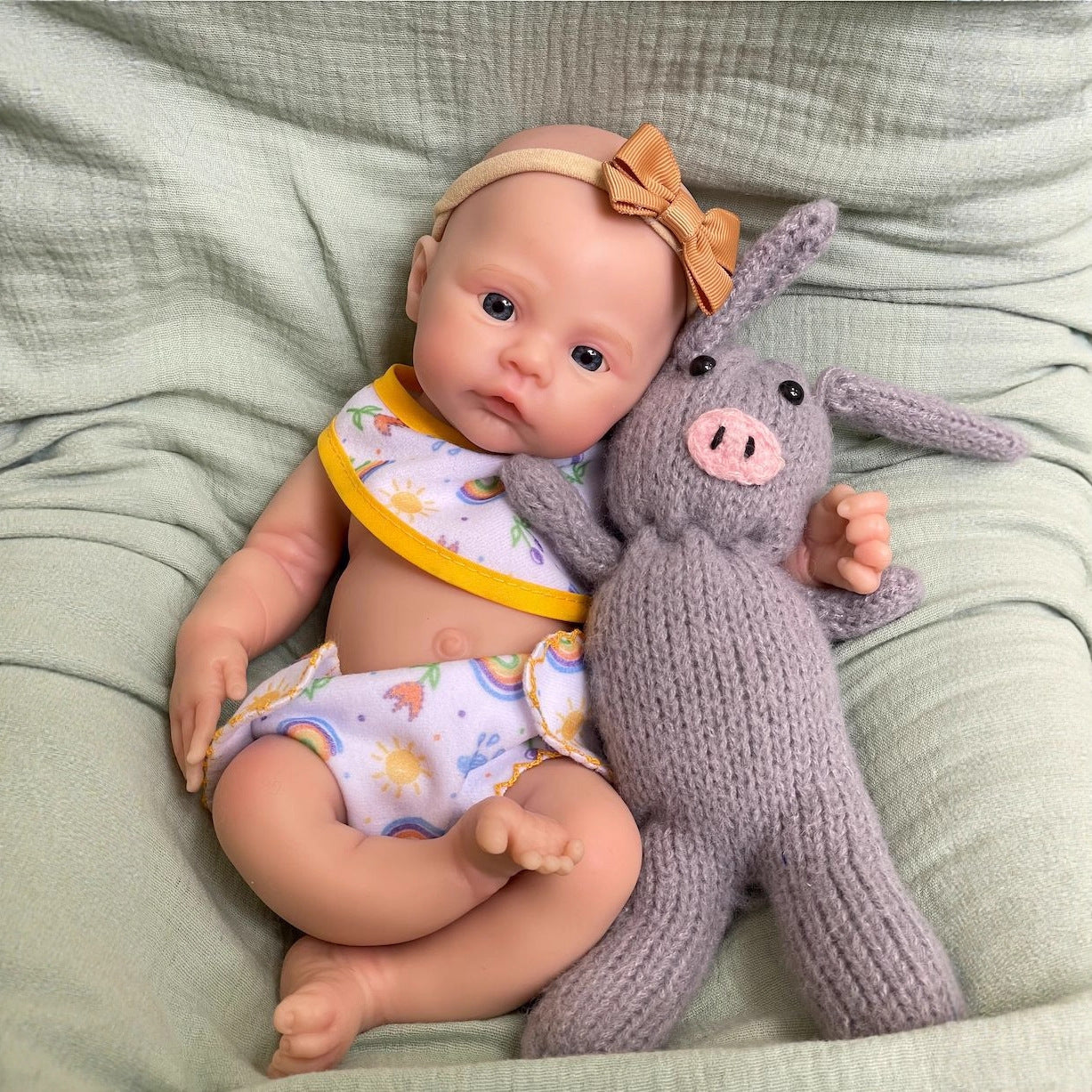 Neonata rinata in silicone morbido da 30 cm con occhi aperti - Meadow