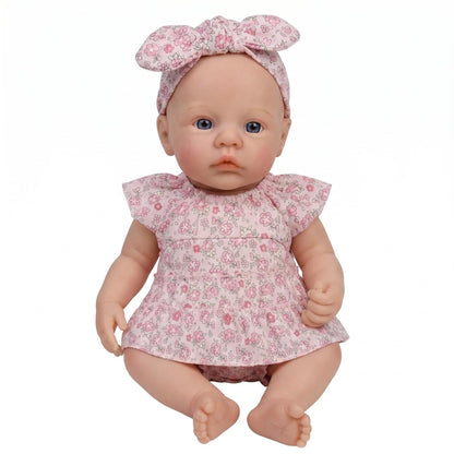 Bambola reborn realistica in silicone da 18 pollici con vestito floreale raffigurante una bambina di nome Meadow