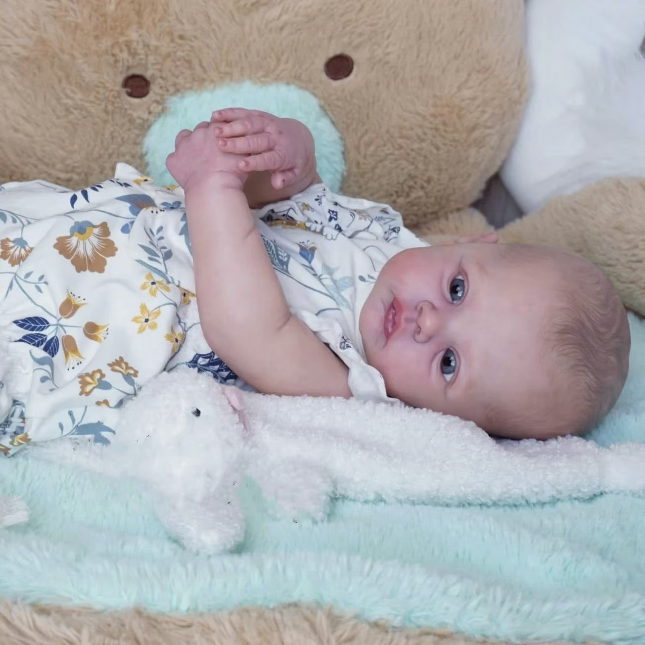 48cm Open Eyes Mona Reborn Baby-Meadow