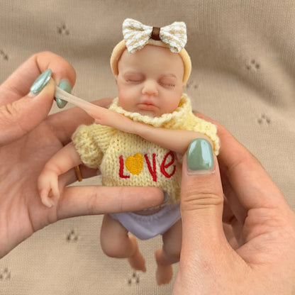 15cm Silicone Closed Eyes loulou Stretchable Mini Reborn Doll in Yellow Sweater
