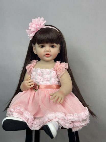 Bambola Reborn Bambina Capelli Castani Lunghi 22 Pollici In Abito Rosa-Betty