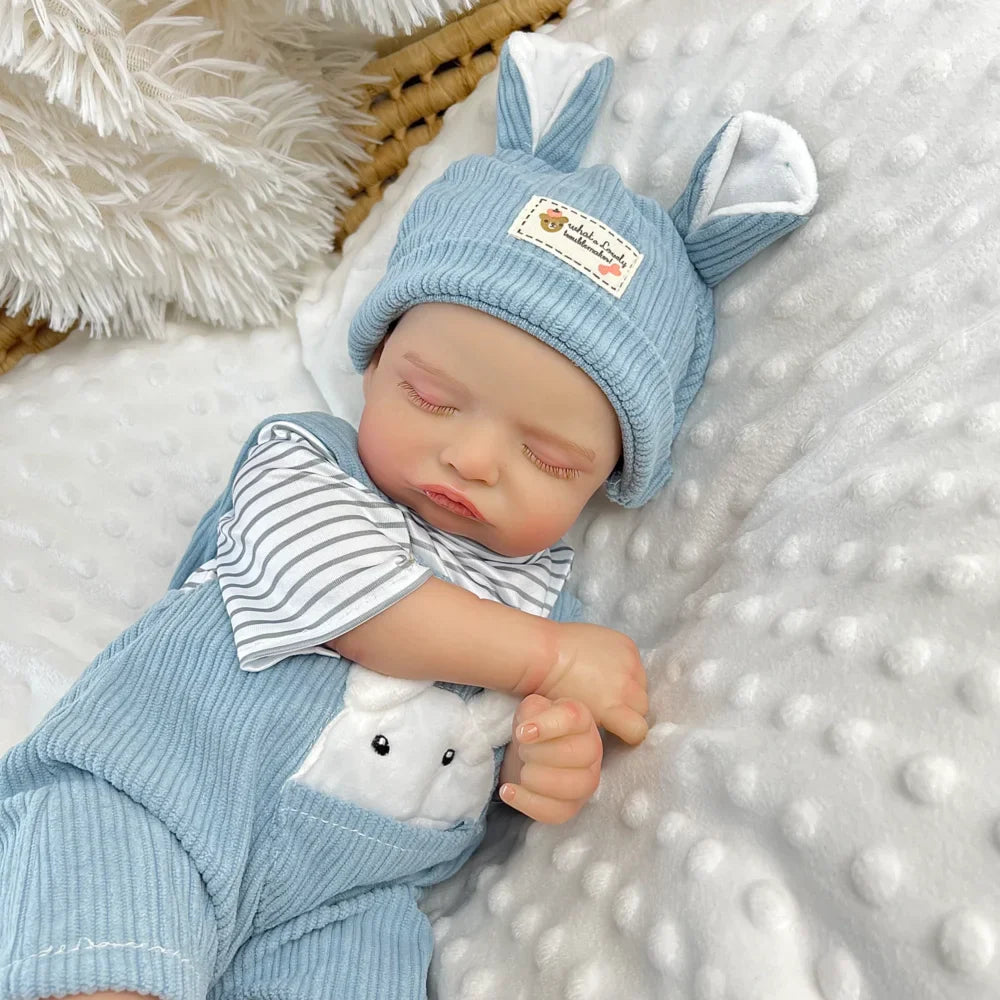 Bambole reborn Rosalie addormentate dipinte in 3D alte 50 cm con vestiti da coniglietto blu