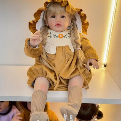 Bambola reborn Betty con lunghi capelli biondi 60cm di lunghezza e corpo in morbido cotone