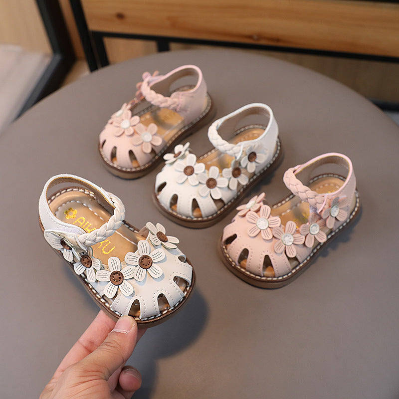 Flower Princess sandals with soft bottom for newborns