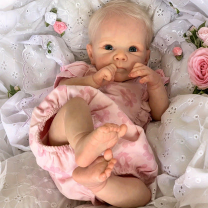 Bambola Reborn Bettie da 18 pollici (45cm) occhi blu con vestitino a fiori rosa