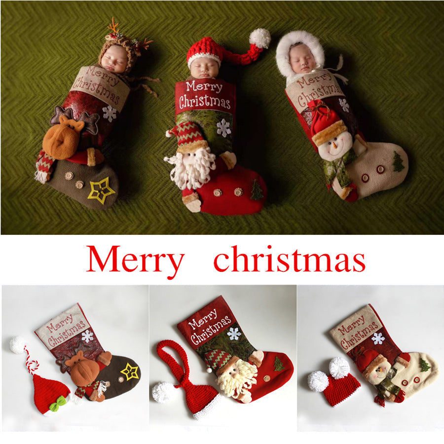 Christmas themed sleeping bag with hat for 16-22 inch dolls
